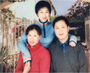 体育教学部顾雪兰夫妇